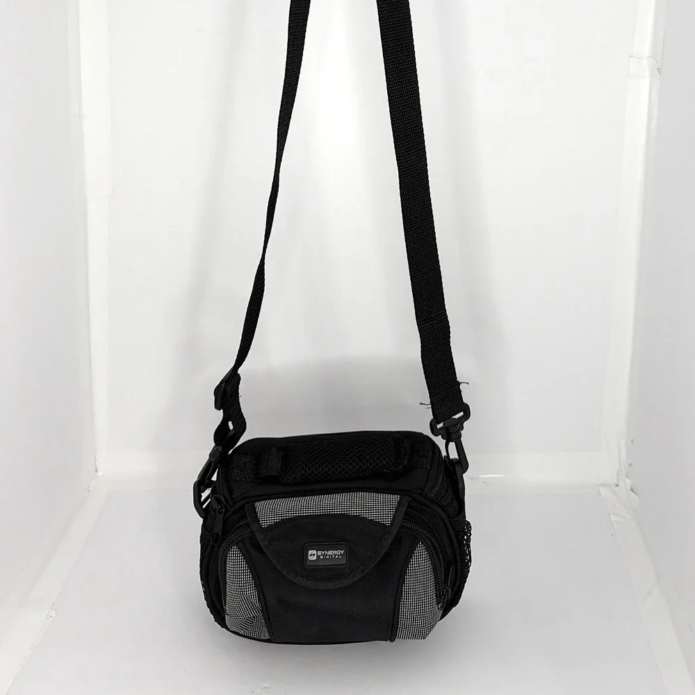 Synergy Digital‎ Camera Bag Black Gray Compact Shoulder Case with Strap